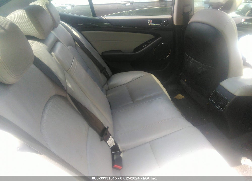 2014 KIA CADENZA LIMITED VIN: KNALN4D73E5146137