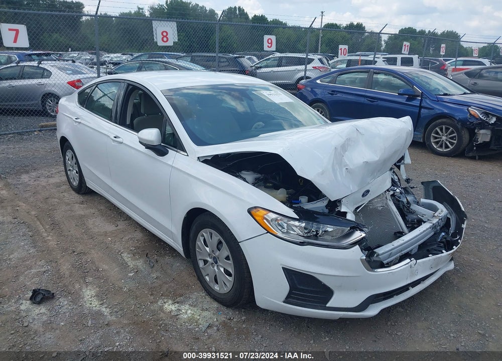 2019 FORD FUSION VIN: 3FA6P0G73KR266856