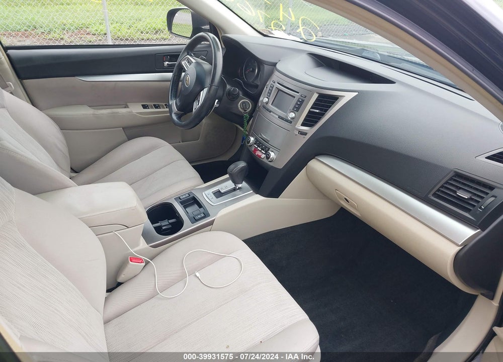 2014 SUBARU LEGACY 2.5I PREMIUM VIN: 4S3BMBC65E3014233
