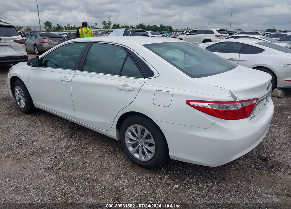 2015 TOYOTA CAMRY LE VIN: 4T4BF1FK5FR445424