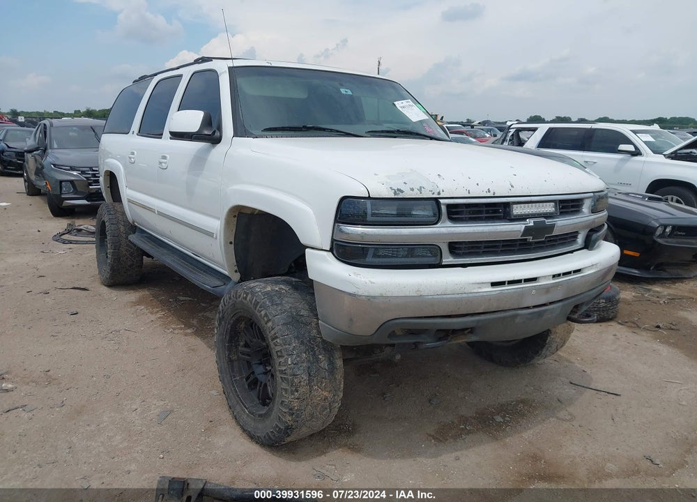 2001 CHEVROLET SUBURBAN 1500 LT VIN: 3GNFK16T81G220471
