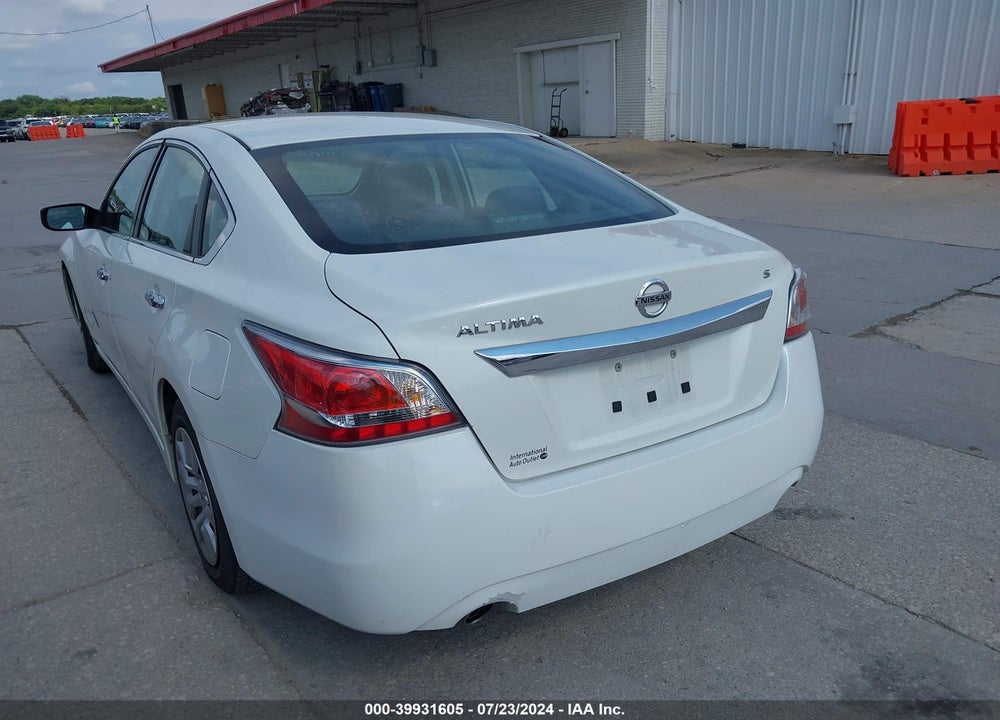 2015 NISSAN ALTIMA 2.5/2.5 S/2.5 SL/2.5 SV VIN: 1N4AL3AP9FN311517
