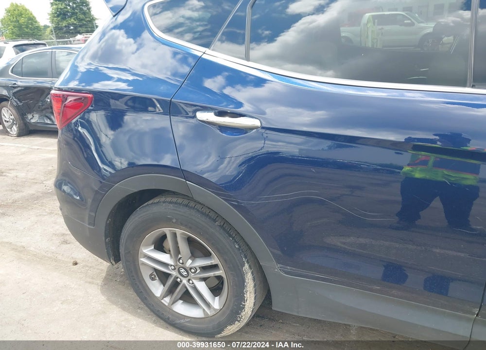 2017 HYUNDAI SANTA FE SPORT 2.4L VIN: 5XYZU3LB1HG398321