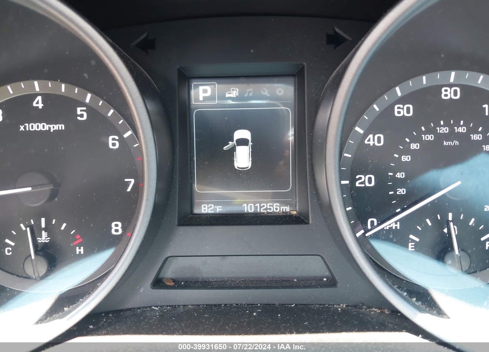 2017 HYUNDAI SANTA FE SPORT 2.4L VIN: 5XYZU3LB1HG398321