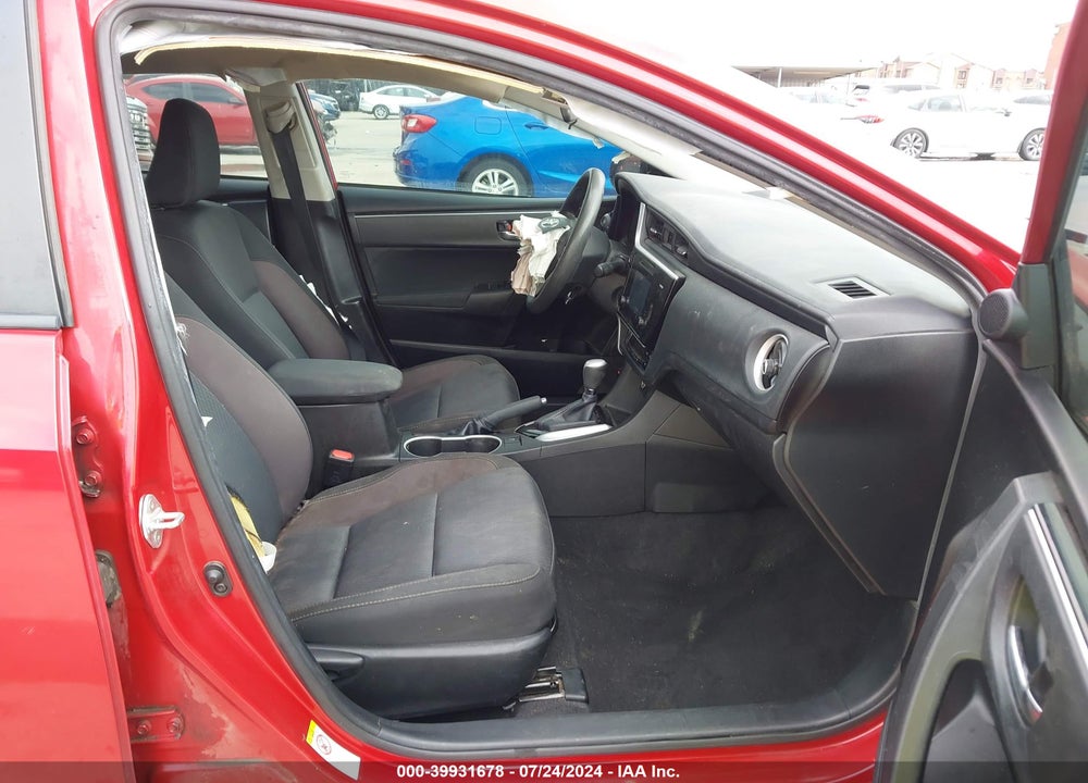 2017 TOYOTA COROLLA LE VIN: 5YFBURHE1HP660664