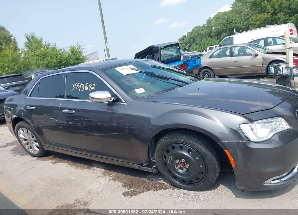 2017 CHRYSLER 300C AWD VIN: 2C3CCAKGXHH580289