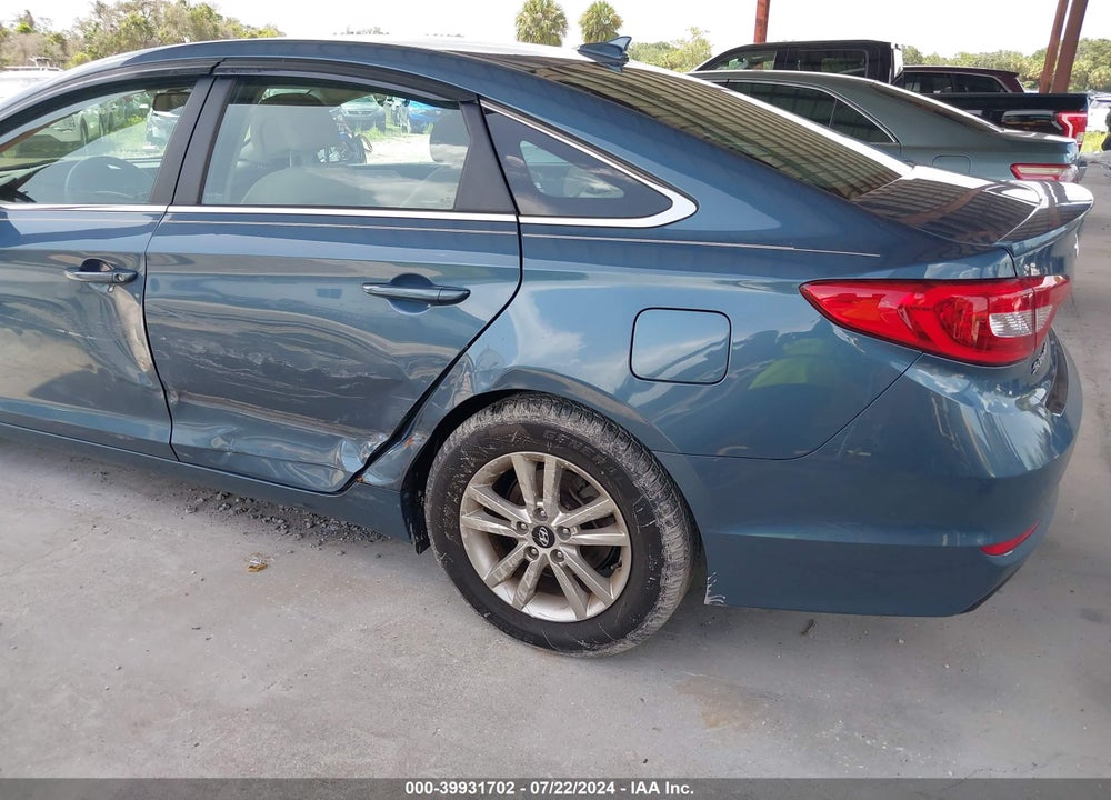 2017 HYUNDAI SONATA SE VIN: 5NPE24AF6HH437848