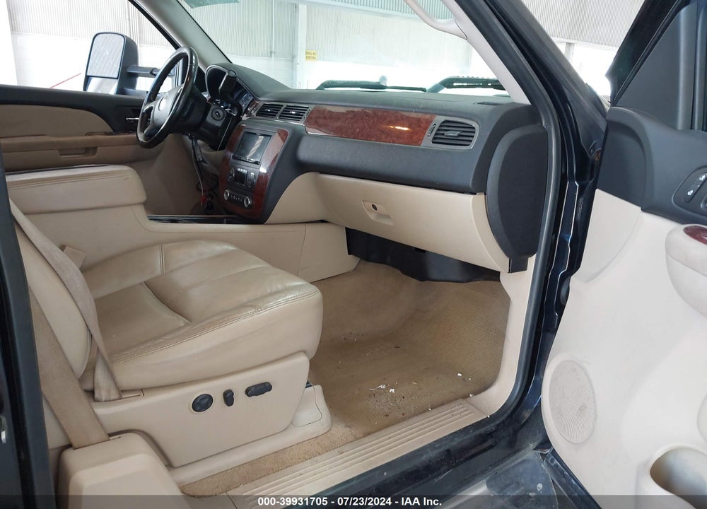 2008 CHEVROLET SILVERADO 2500HD LTZ VIN: 1GCHK29698E171991