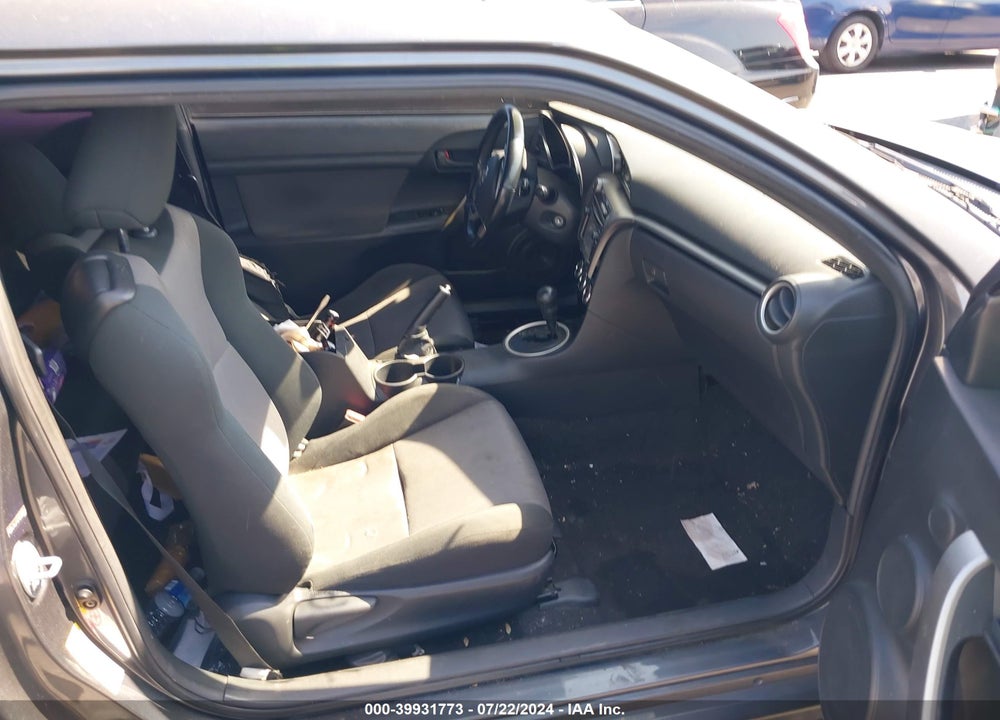 2014 SCION TC VIN: JTKJF5C75E3080192
