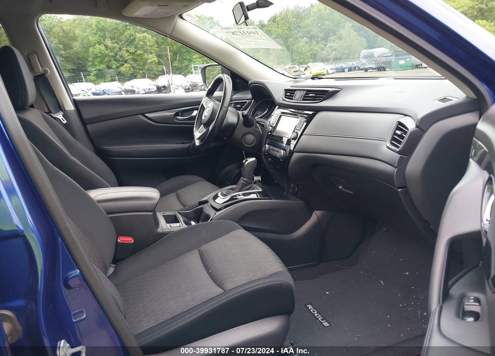 2017 NISSAN ROGUE SV VIN: JN8AT2MV2HW010376