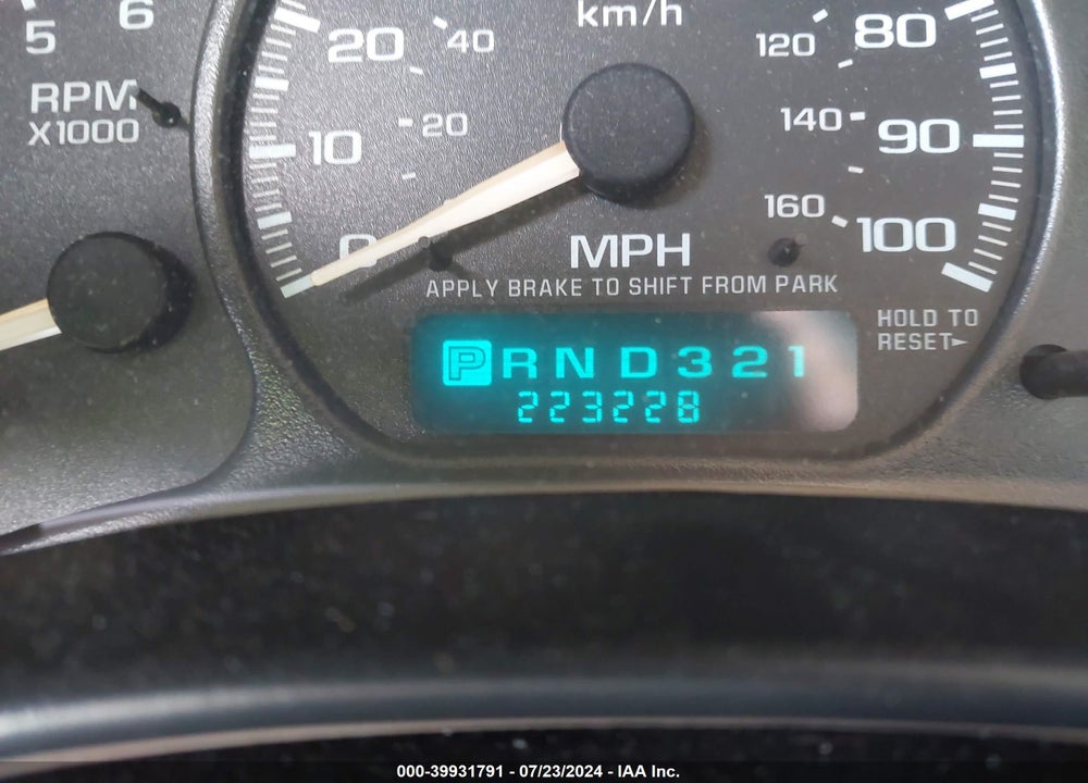 2002 CHEVROLET SILVERADO 1500HD LS VIN: 1GCGC13U52F128616