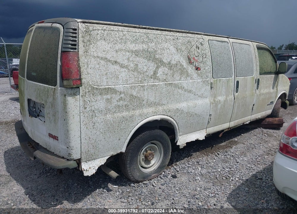 2002 GMC SAVANA STANDARD VIN: 1GTHG39R821104573