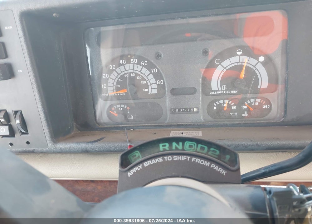 1997 WINNEBAGO P30 VIN: 1GBLP37J4V3308940