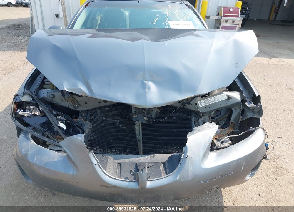 2005 PONTIAC GRAND PRIX GT VIN: 2G2WS522451125244