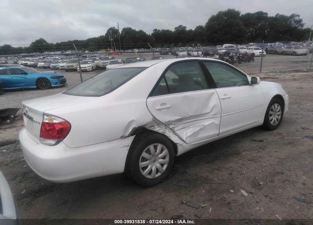 2005 TOYOTA CAMRY LE VIN: 4T1BE32K25U570670