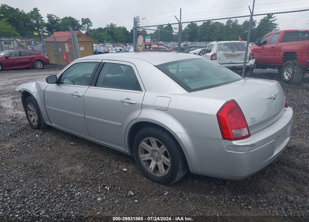 2005 CHRYSLER 300 VIN: 2C3JA43R25H154302