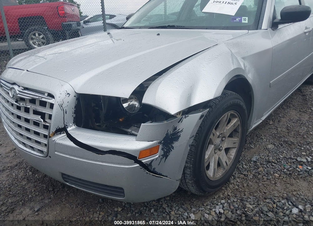 2005 CHRYSLER 300 VIN: 2C3JA43R25H154302