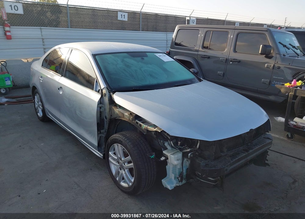 2015 VOLKSWAGEN JETTA 2.0L S VIN: 3VW2K7AJ7FM212285