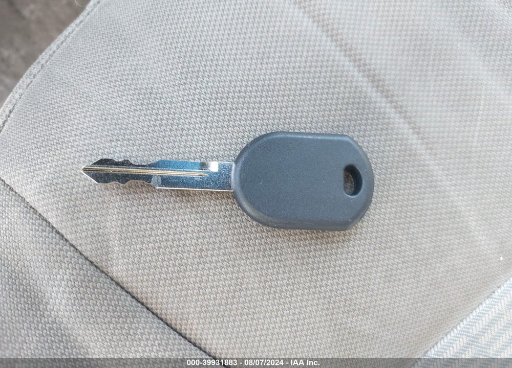 2010 FORD FUSION SE VIN: 3FAHP0HA6AR105564
