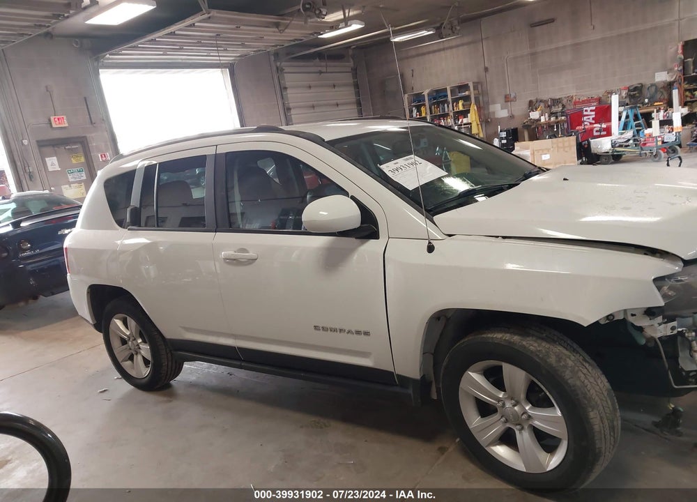 2016 JEEP COMPASS LATITUDE VIN: 1C4NJDEB7GD545619