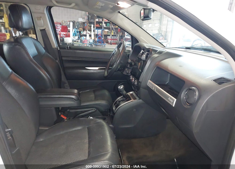 2016 JEEP COMPASS LATITUDE VIN: 1C4NJDEB7GD545619