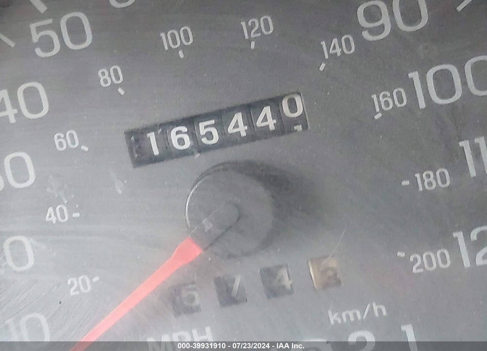 2000 MERCURY GRAND MARQUIS GS VIN: 2MEFM74W4YX657613