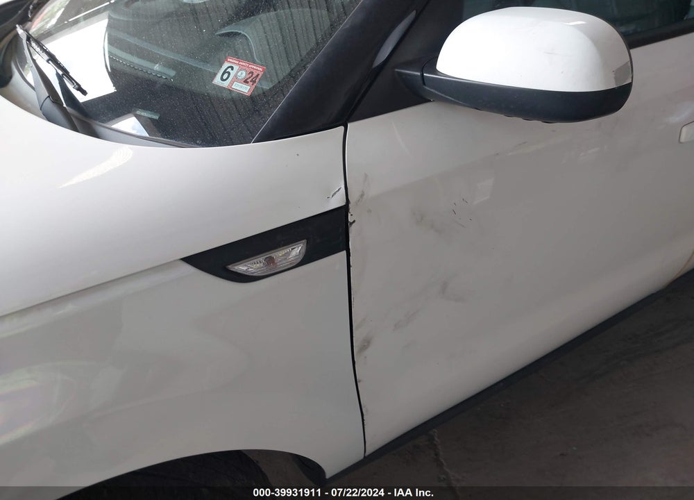 2014 KIA SOUL VIN: KNDJN2A26E7016753