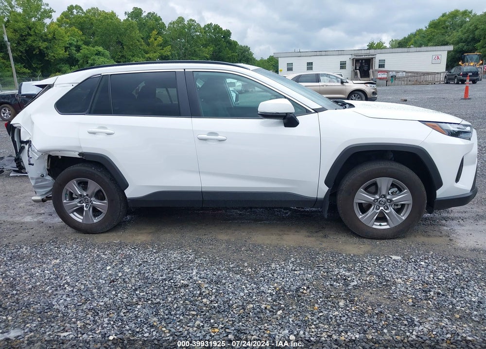 2022 TOYOTA RAV4 XLE VIN: 2T3P1RFV9NW322514
