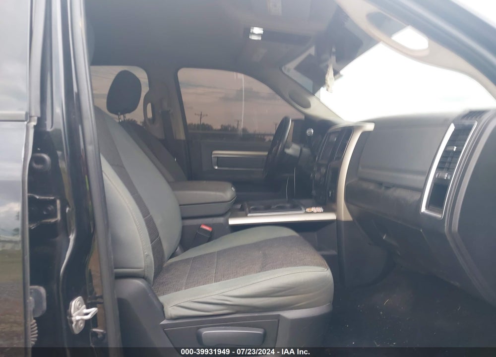2015 RAM 2500 BIG HORN VIN: 3C6TR5DT9FG505437