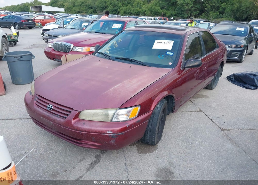 1999 TOYOTA CAMRY LE VIN: JT2BG28K6X0299874