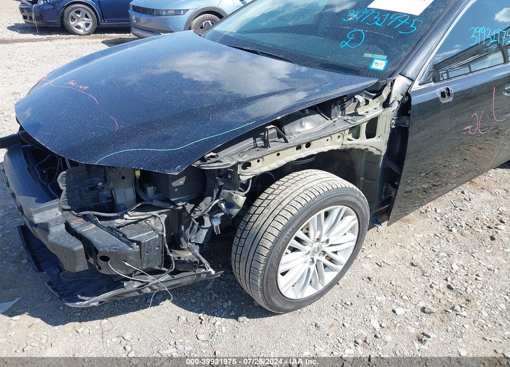 2016 LEXUS ES 350 VIN: 58ABK1GG1GU015917