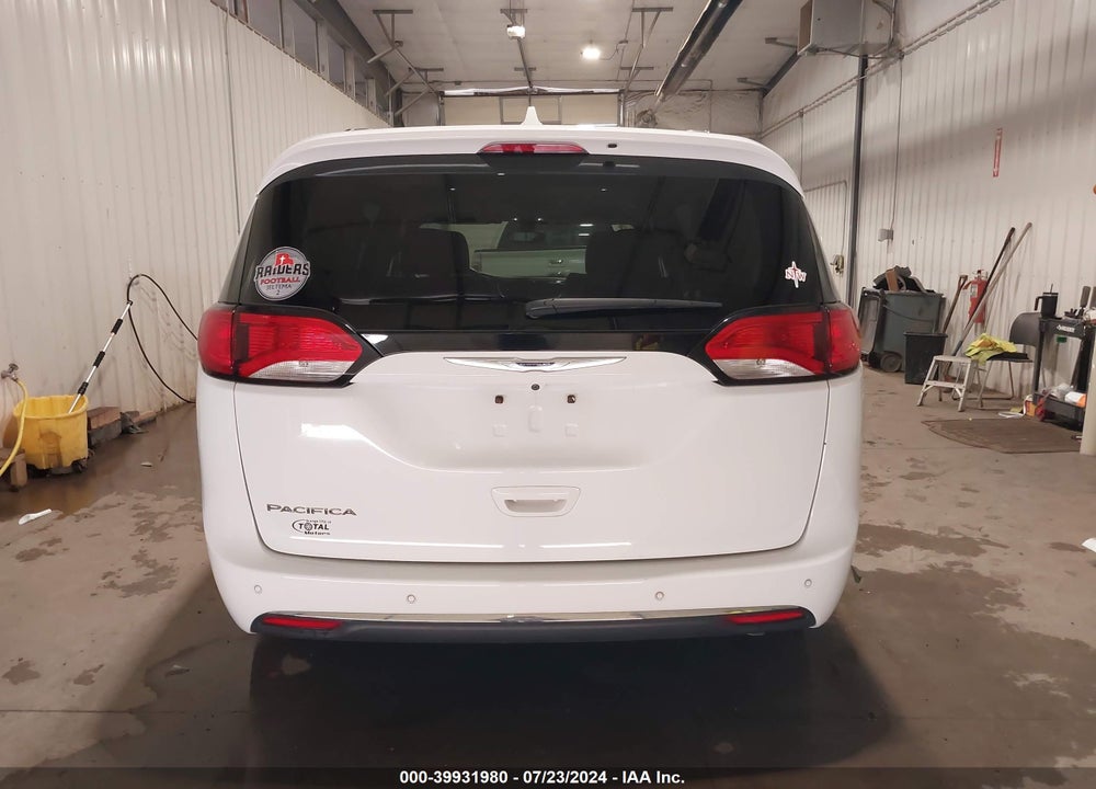 2019 CHRYSLER PACIFICA TOURING L VIN: 2C4RC1BG9KR612916