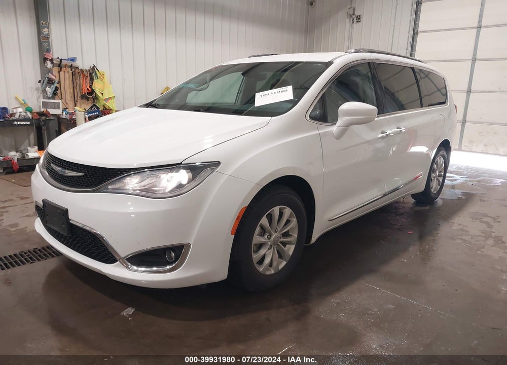 2019 CHRYSLER PACIFICA TOURING L VIN: 2C4RC1BG9KR612916