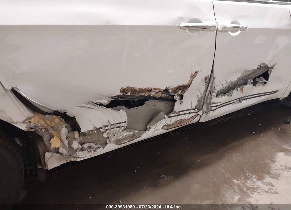 2019 CHRYSLER PACIFICA TOURING L VIN: 2C4RC1BG9KR612916