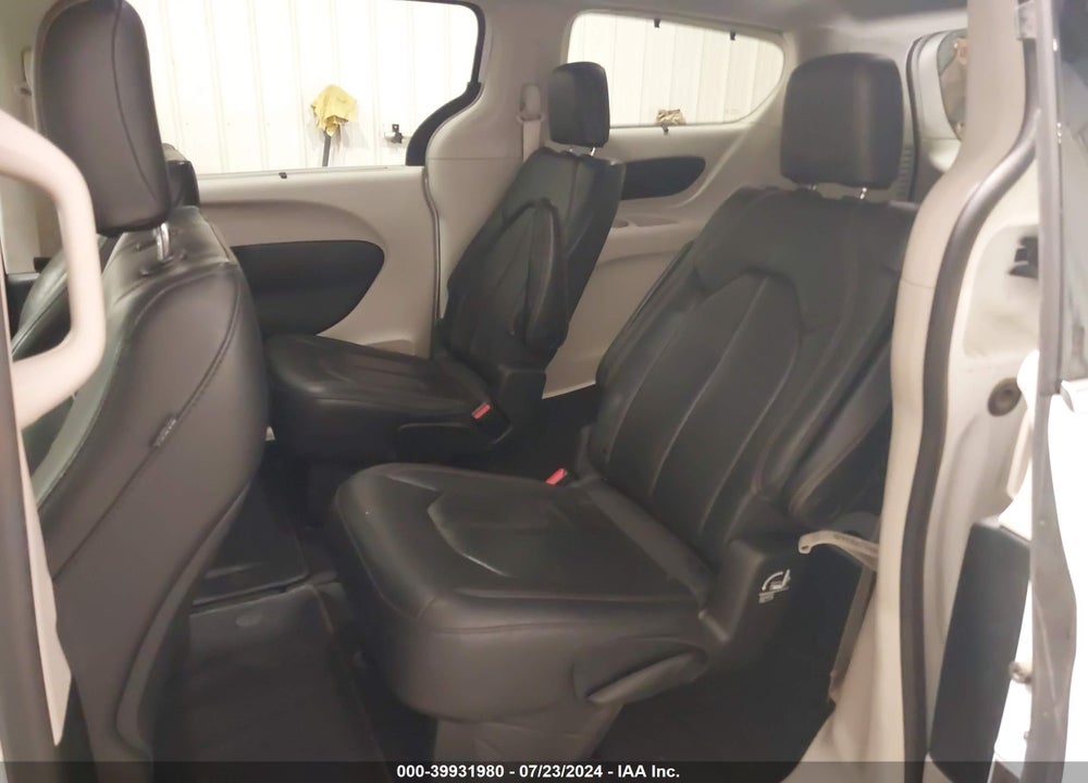 2019 CHRYSLER PACIFICA TOURING L VIN: 2C4RC1BG9KR612916