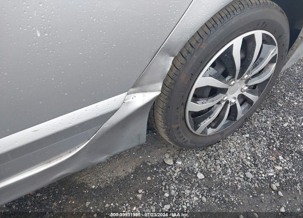 2010 HONDA CIVIC LX VIN: 2HGFA1F5XAH304919