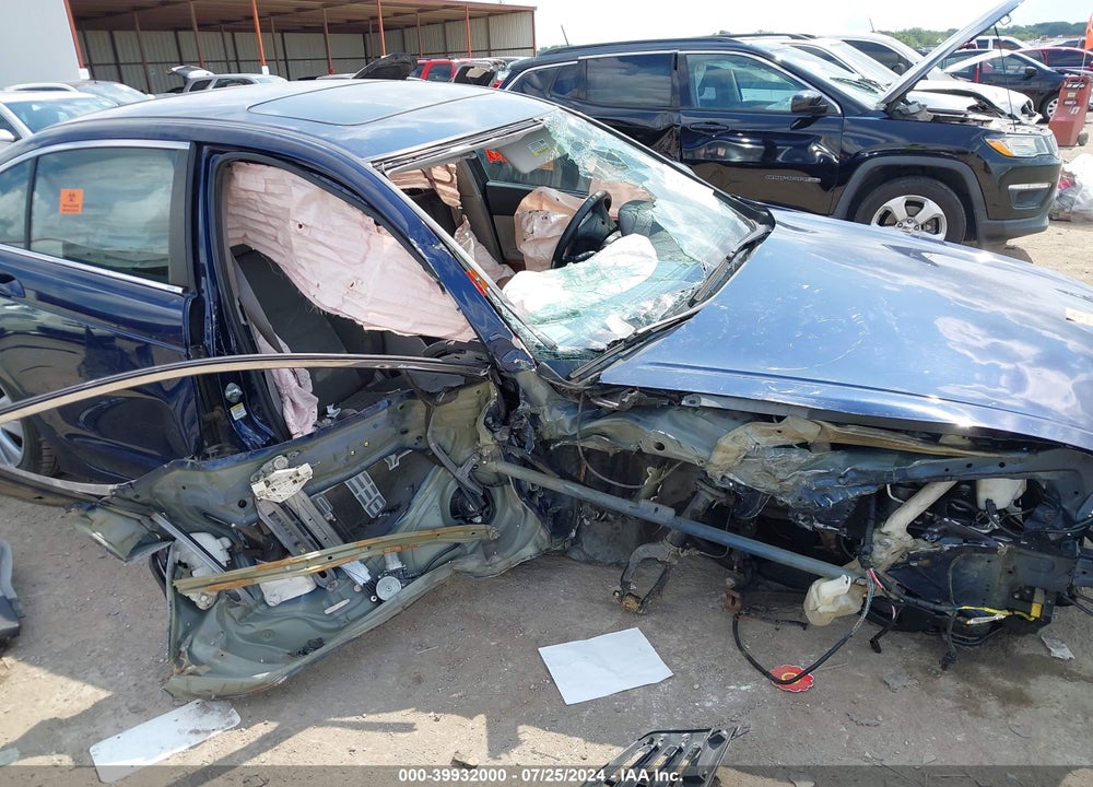 2011 HONDA ACCORD 2.4 EX VIN: 1HGCP2F75BA078104