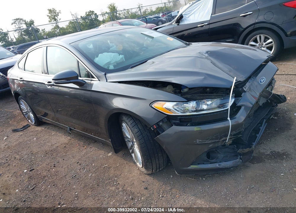 2015 FORD FUSION SE VIN: 3FA6P0HD8FR221745