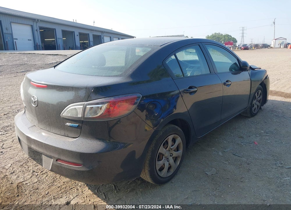 2013 MAZDA 3 I SPORT VIN: JM1BL1U75D1848324