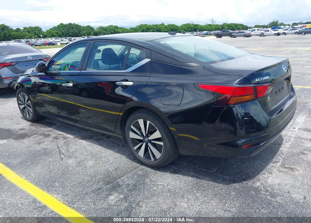 2022 NISSAN ALTIMA SV FWD VIN: 1N4BL4DV3NN370971