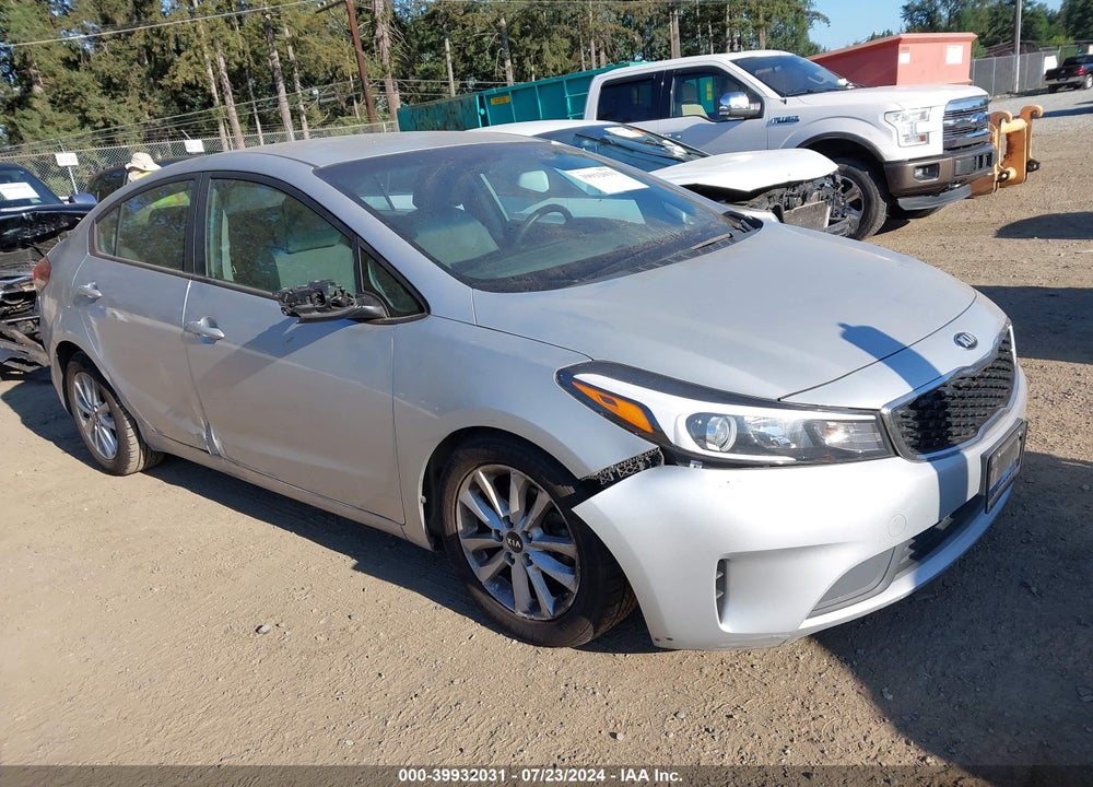 2017 KIA FORTE LX VIN: 3KPFL4A79HE117003