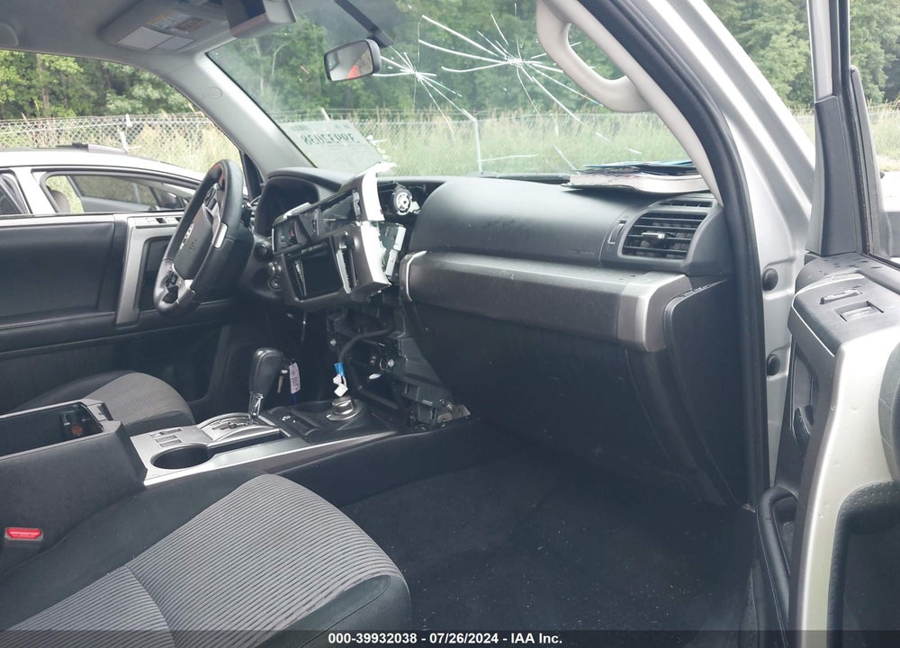 2018 TOYOTA 4RUNNER SR5 VIN: JTEBU5JR1J5540710