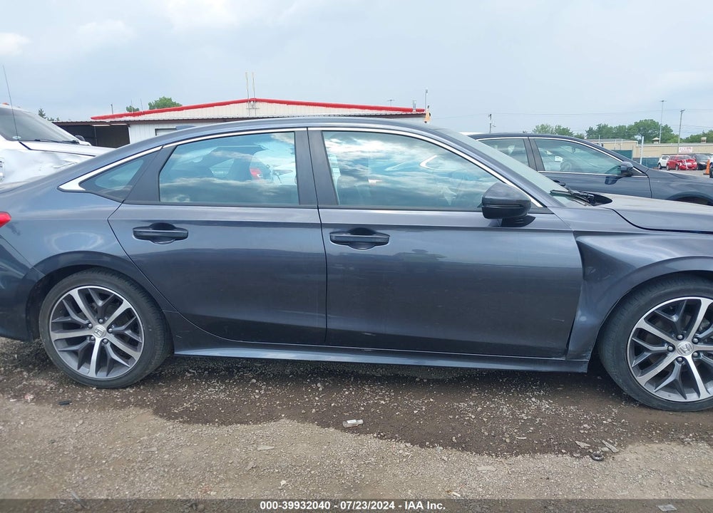 2022 HONDA CIVIC TOURING VIN: 2HGFE1F96NH306230
