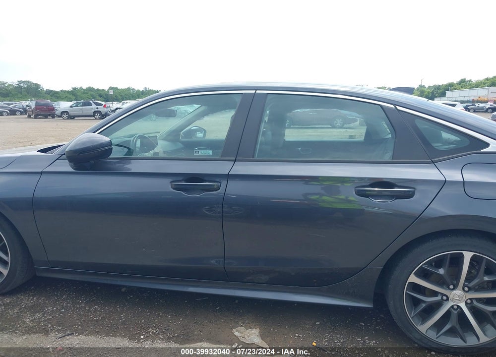 2022 HONDA CIVIC TOURING VIN: 2HGFE1F96NH306230