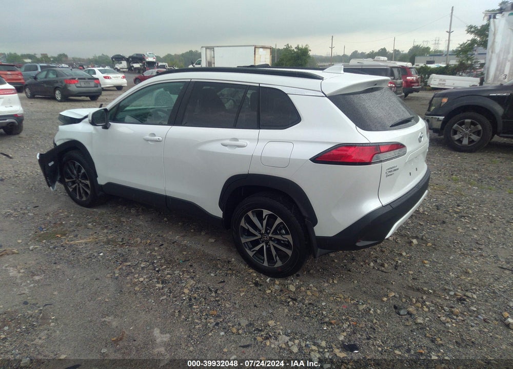 2024 TOYOTA COROLLA CROSS XLE VIN: 7MUDAABG5RV102103