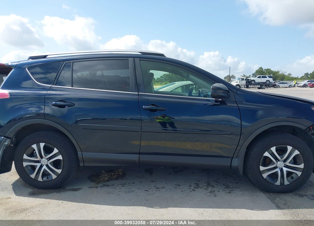 2018 TOYOTA RAV4 LE VIN: JTMBFREV7JJ228251