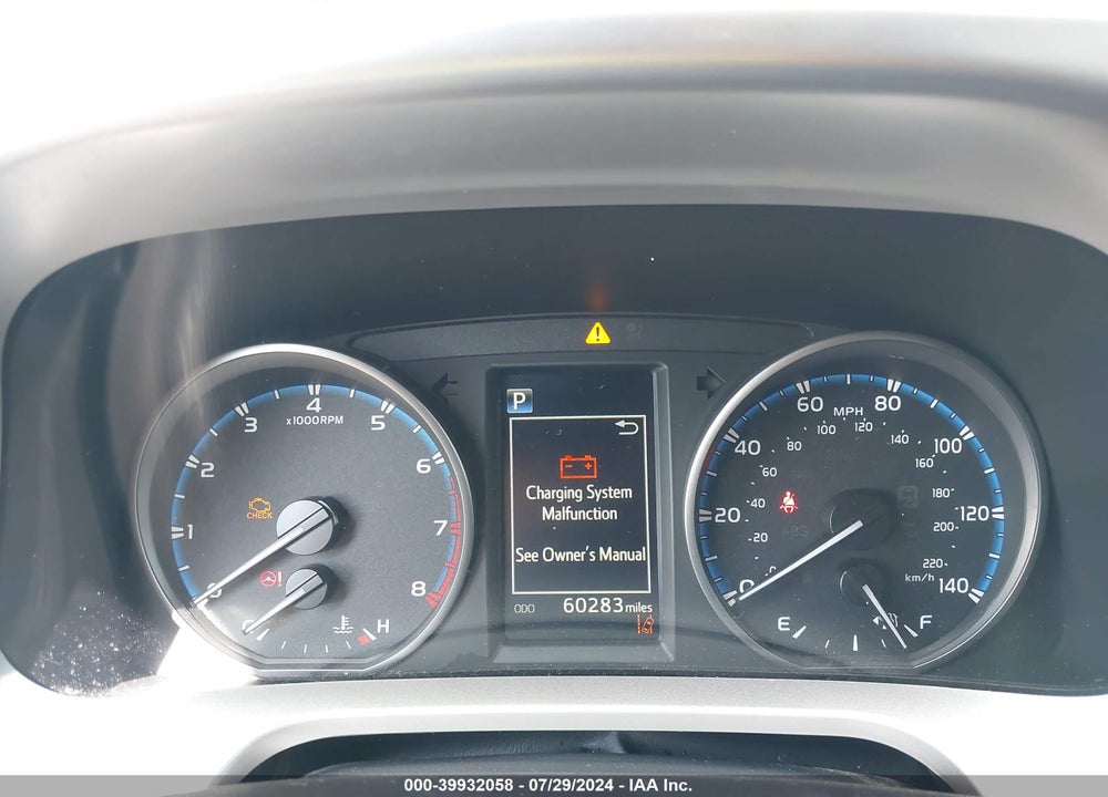 2018 TOYOTA RAV4 LE VIN: JTMBFREV7JJ228251