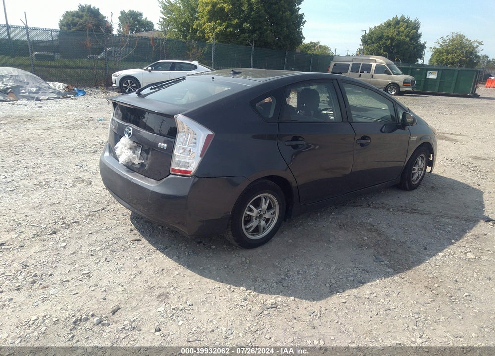 2011 TOYOTA PRIUS TWO VIN: JTDKN3DU3B0251719
