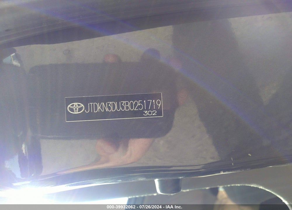 2011 TOYOTA PRIUS TWO VIN: JTDKN3DU3B0251719