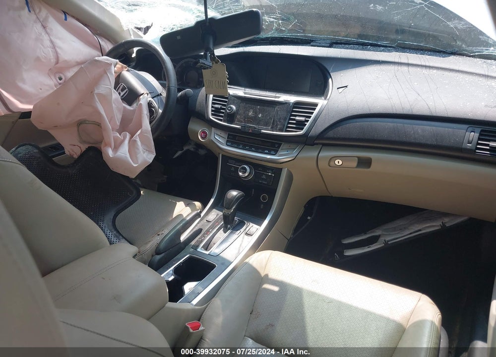 2015 HONDA ACCORD TOURING VIN: 1HGCR3F98FA026005